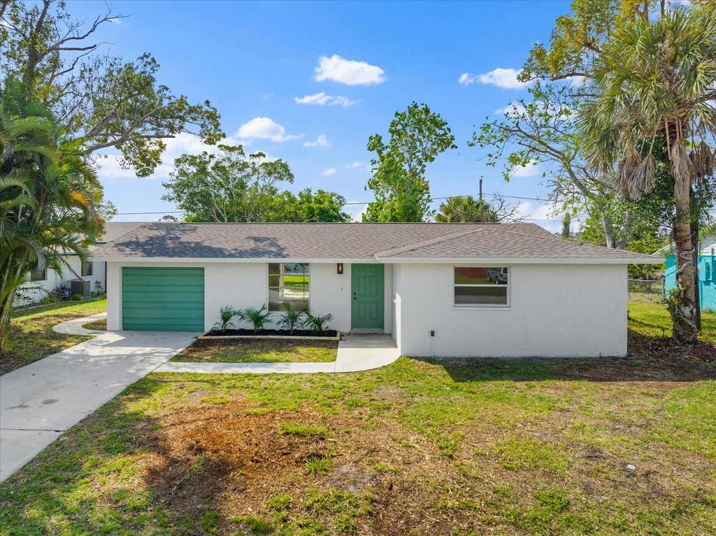 Photo of 3445 Gulf Lane, Rotonda West, FL 33947 (MLS # C7528300)