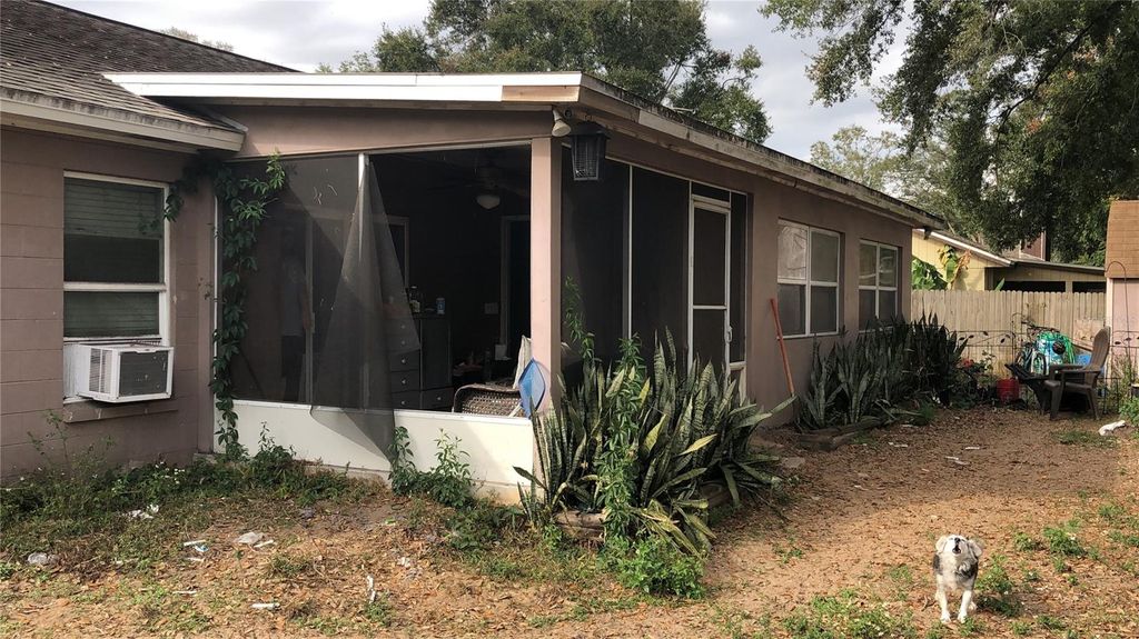 Photo of 1727 Tallowtree Circle, Valrico, FL 33594 (MLS # TB8465359)