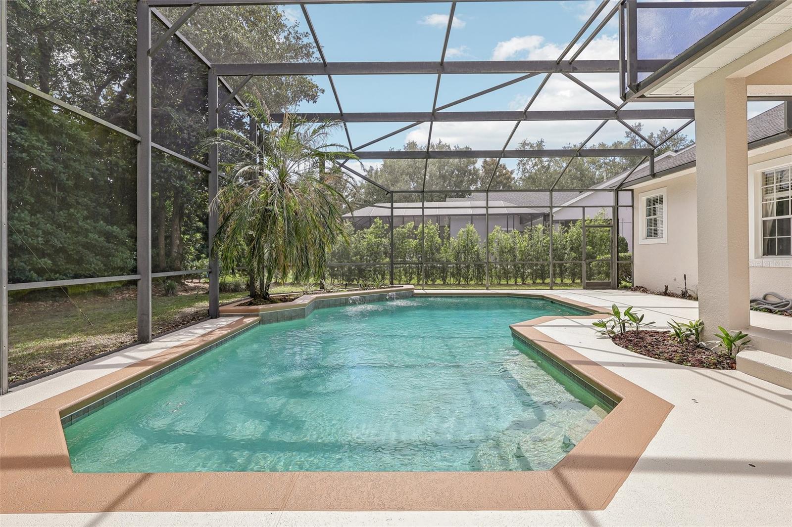 KEENES POINTE - Residential