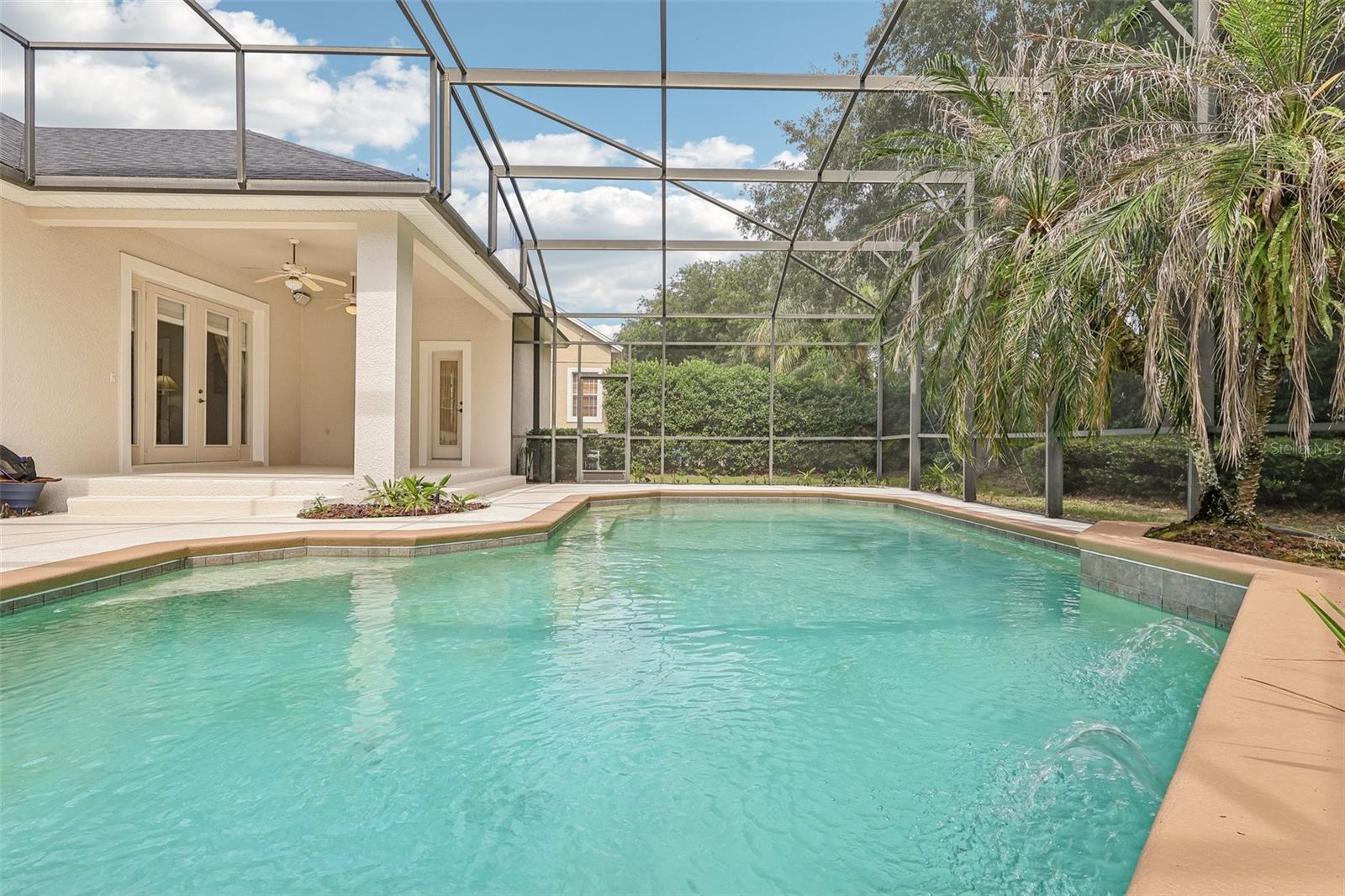 KEENES POINTE - Residential