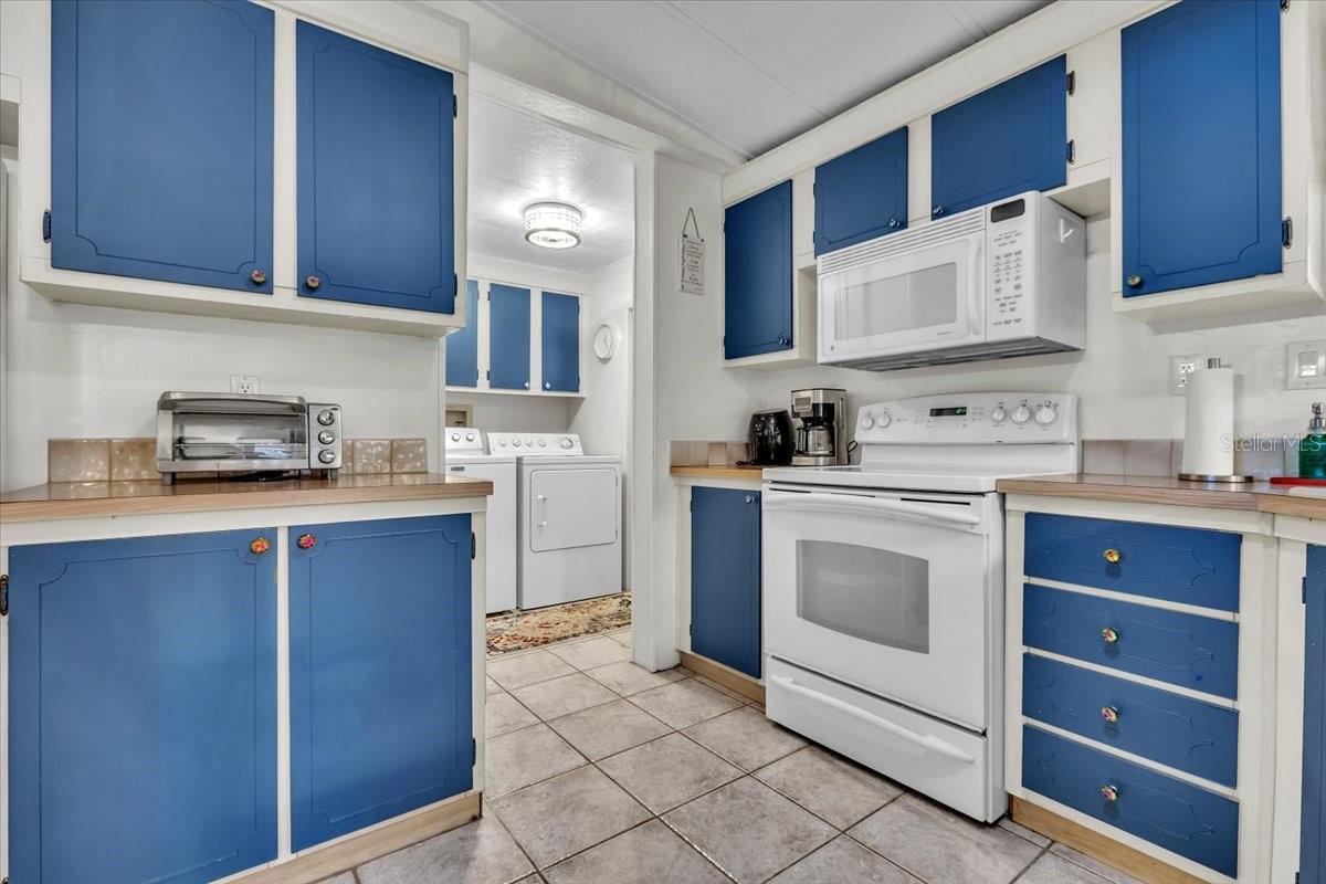 HORIZON VILLAGE CO OP - Residential