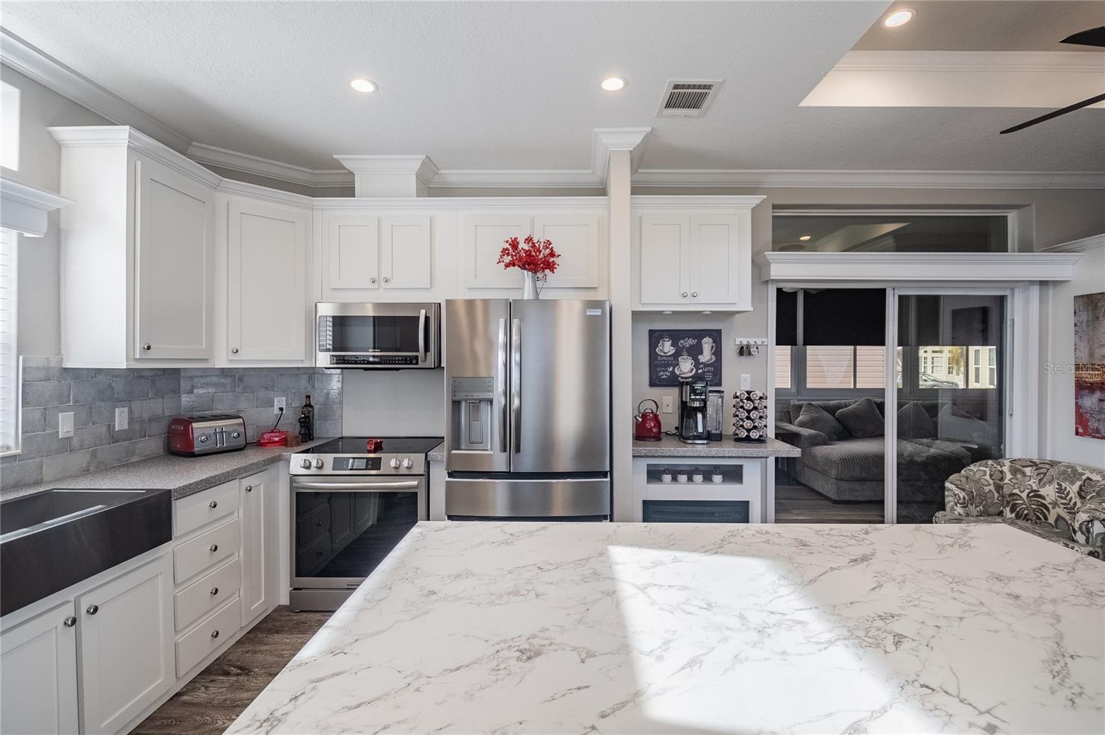 ELITE RESORTS AT CITRUS VALLEY CONDO UNIT 19 - Residential