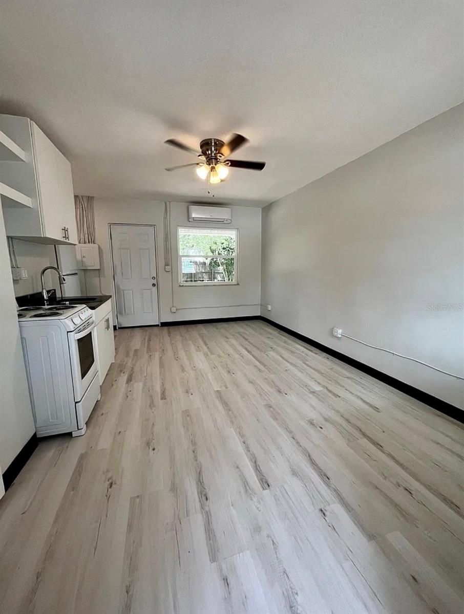 707 ROSERY ROAD NW 2