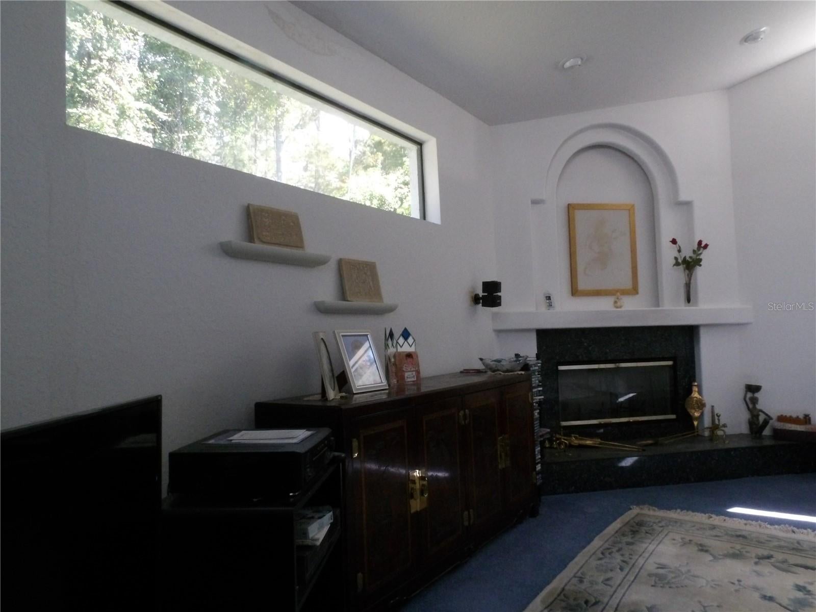 7222 AUBURN LANE