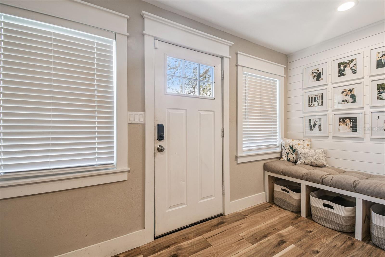 8504 N HIGHLAND AVENUE