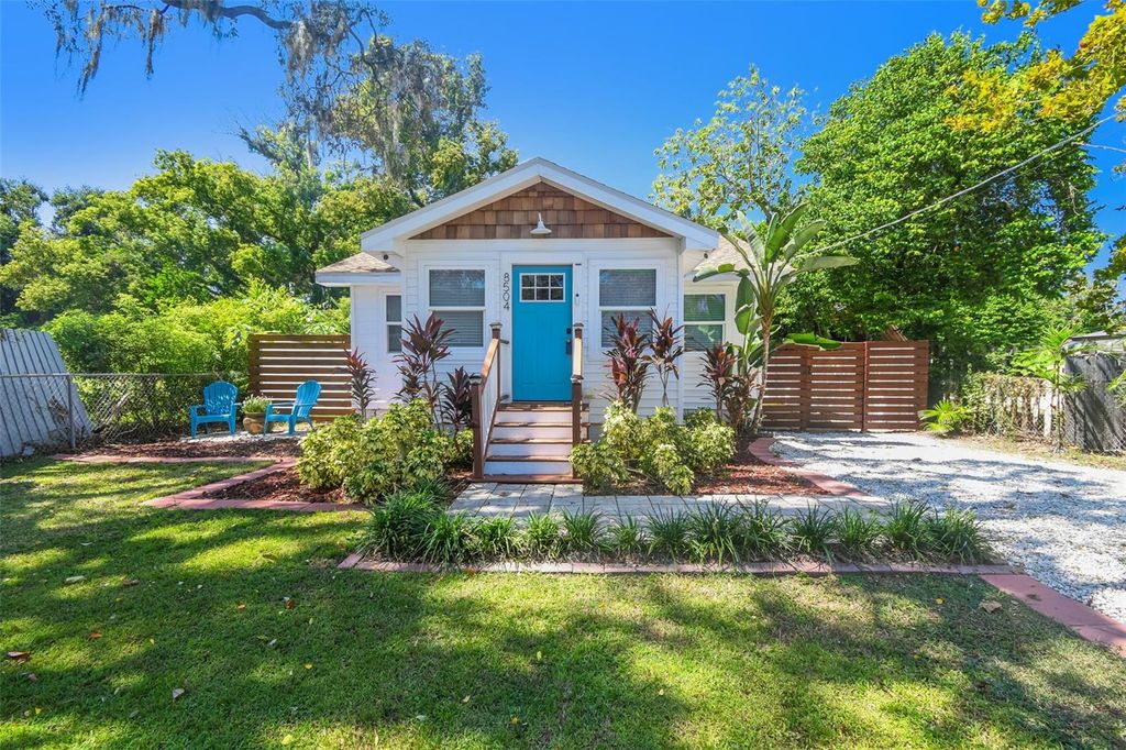 Photo of 8504 N Highland Avenue, Tampa, FL 33604 (MLS # TB8428411)