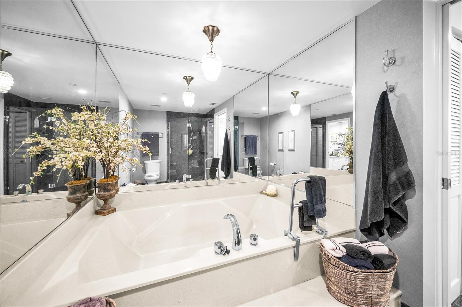 ULTIMAR ONE CONDO - Residential