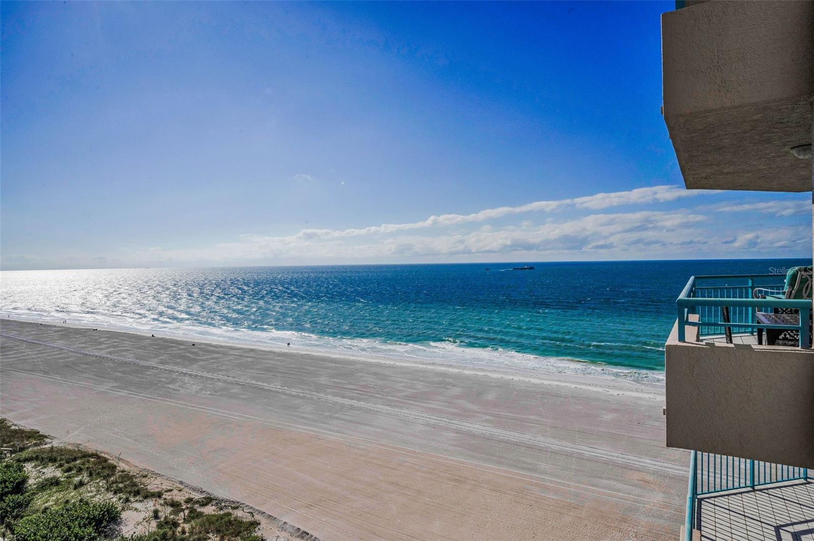 ULTIMAR ONE CONDO - Residential