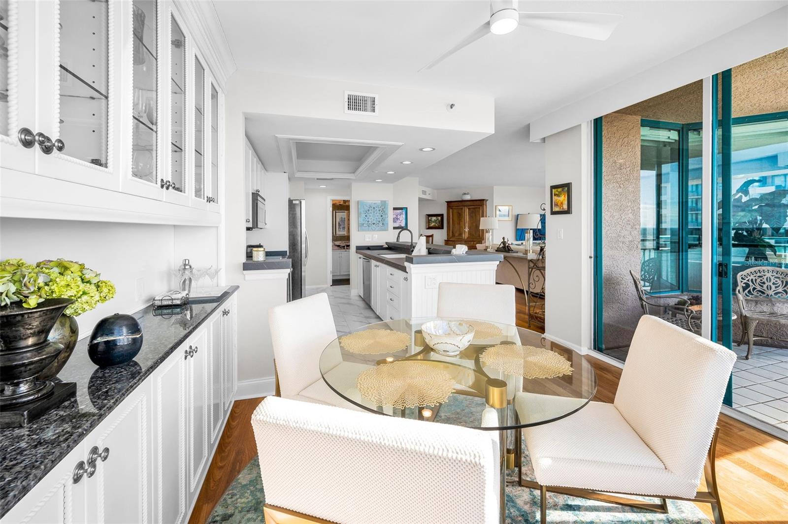 ULTIMAR ONE CONDO - Residential