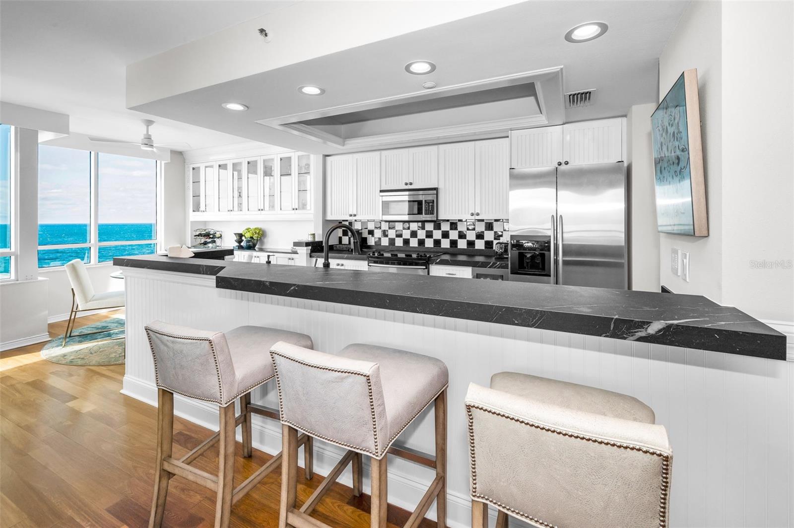 ULTIMAR ONE CONDO - Residential