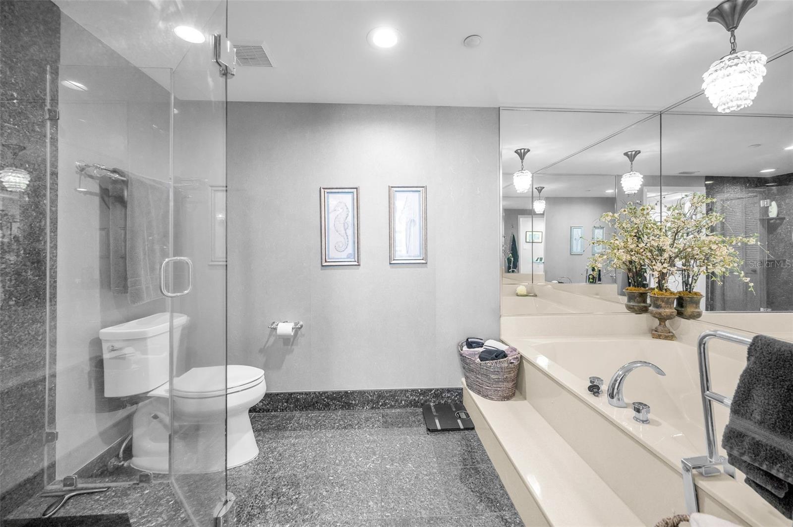 ULTIMAR ONE CONDO - Residential