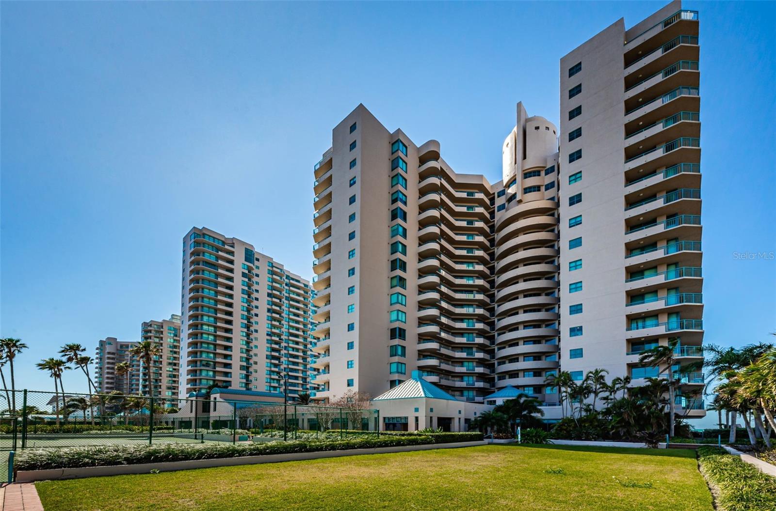 ULTIMAR ONE CONDO - Residential