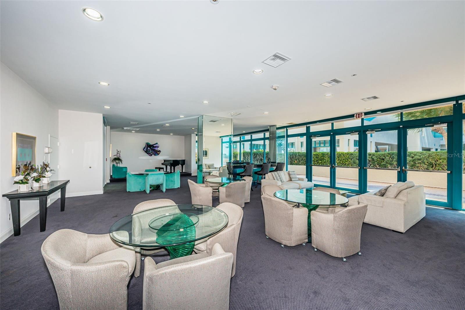 ULTIMAR ONE CONDO - Residential