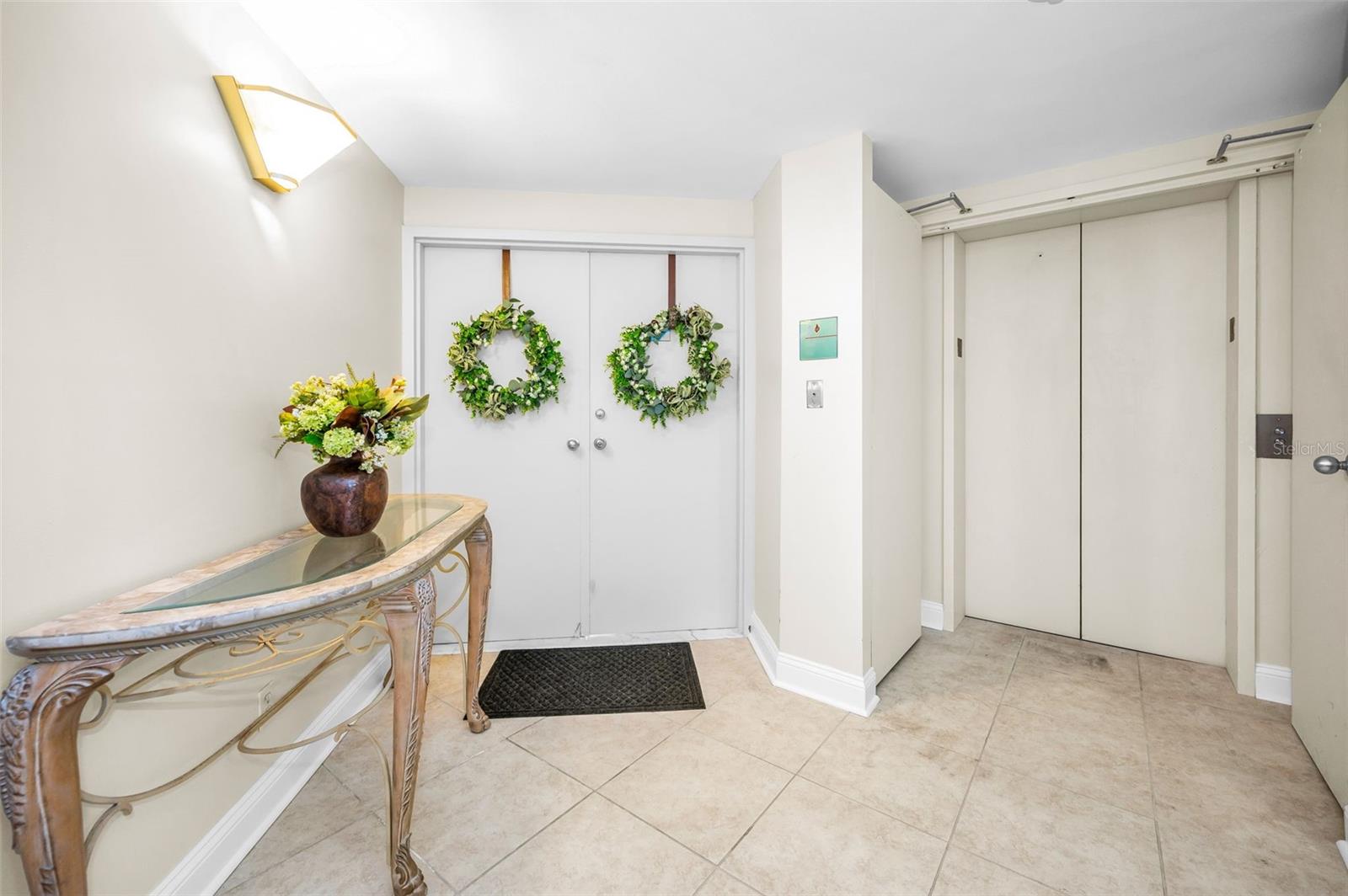 ULTIMAR ONE CONDO - Residential