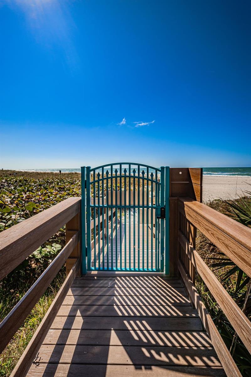 ULTIMAR ONE CONDO - Residential