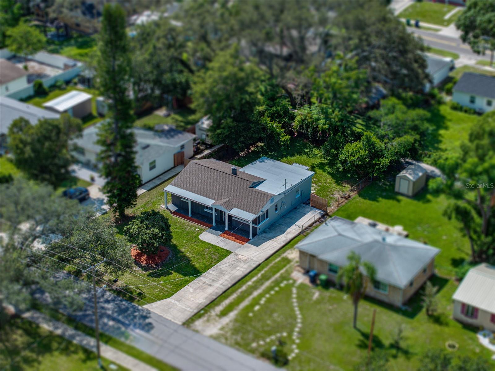 1420 W MEADOWBROOK AVENUE