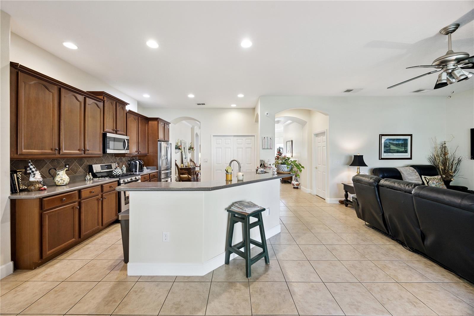 SUMMERPORT - Residential