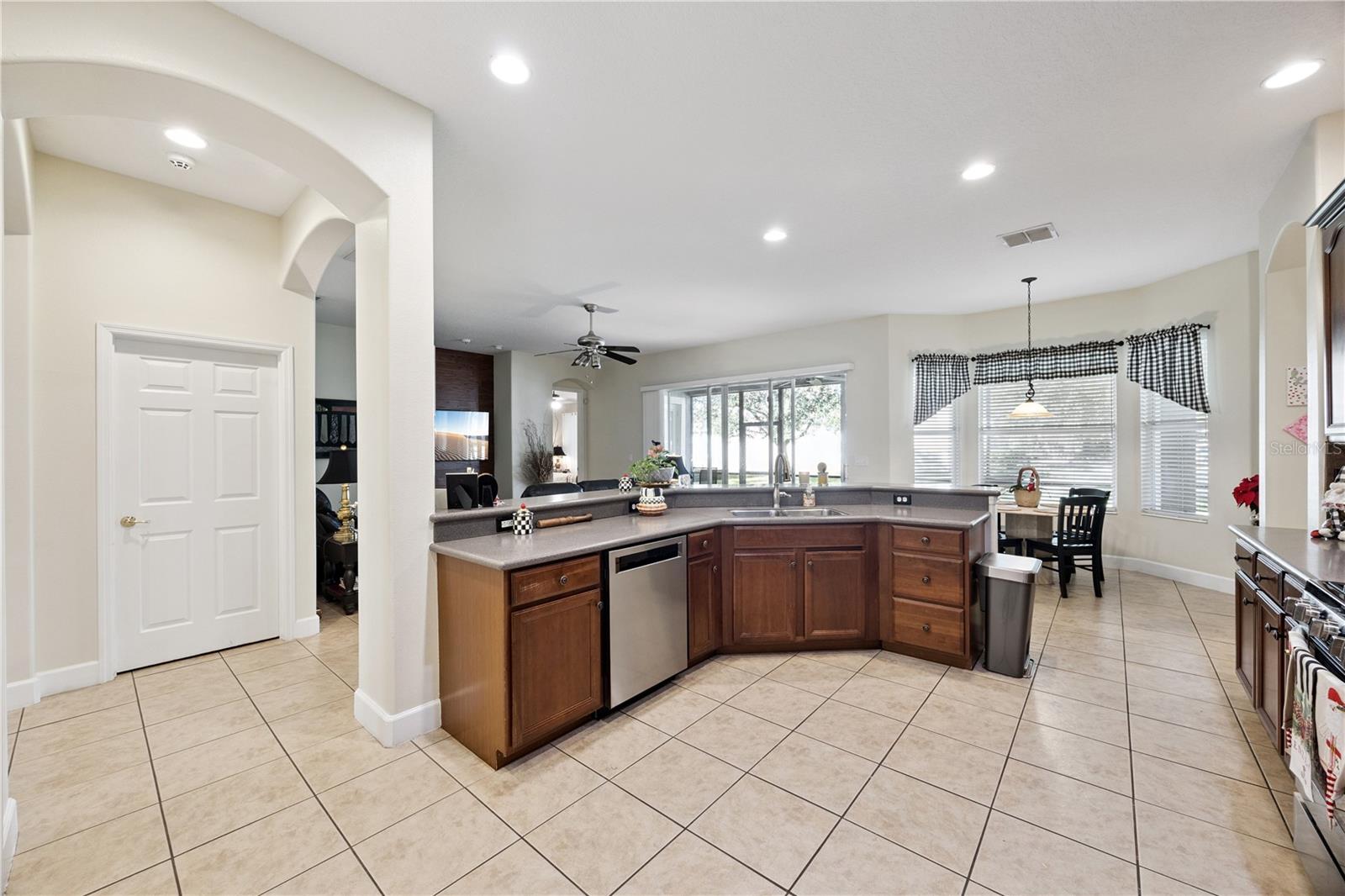 SUMMERPORT - Residential