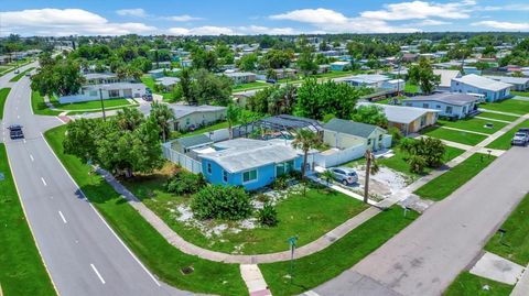 A home in PORT CHARLOTTE