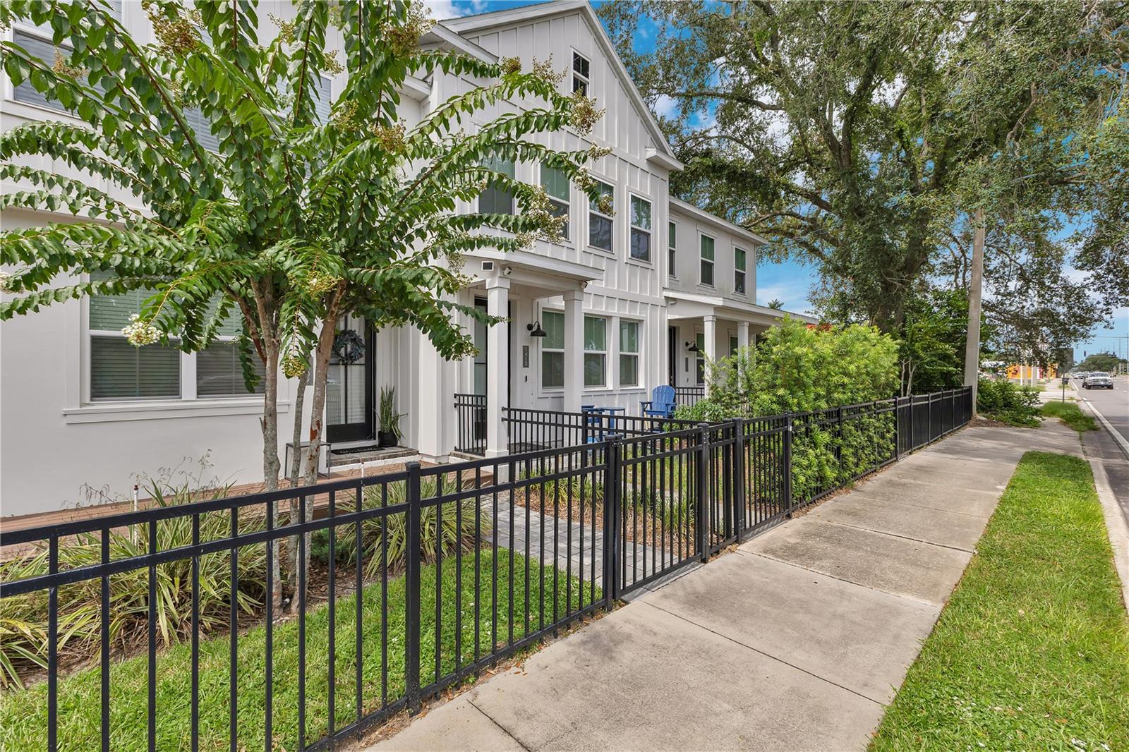 1413 E MICHIGAN STREET