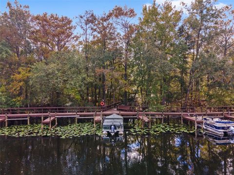 A home in DUNNELLON