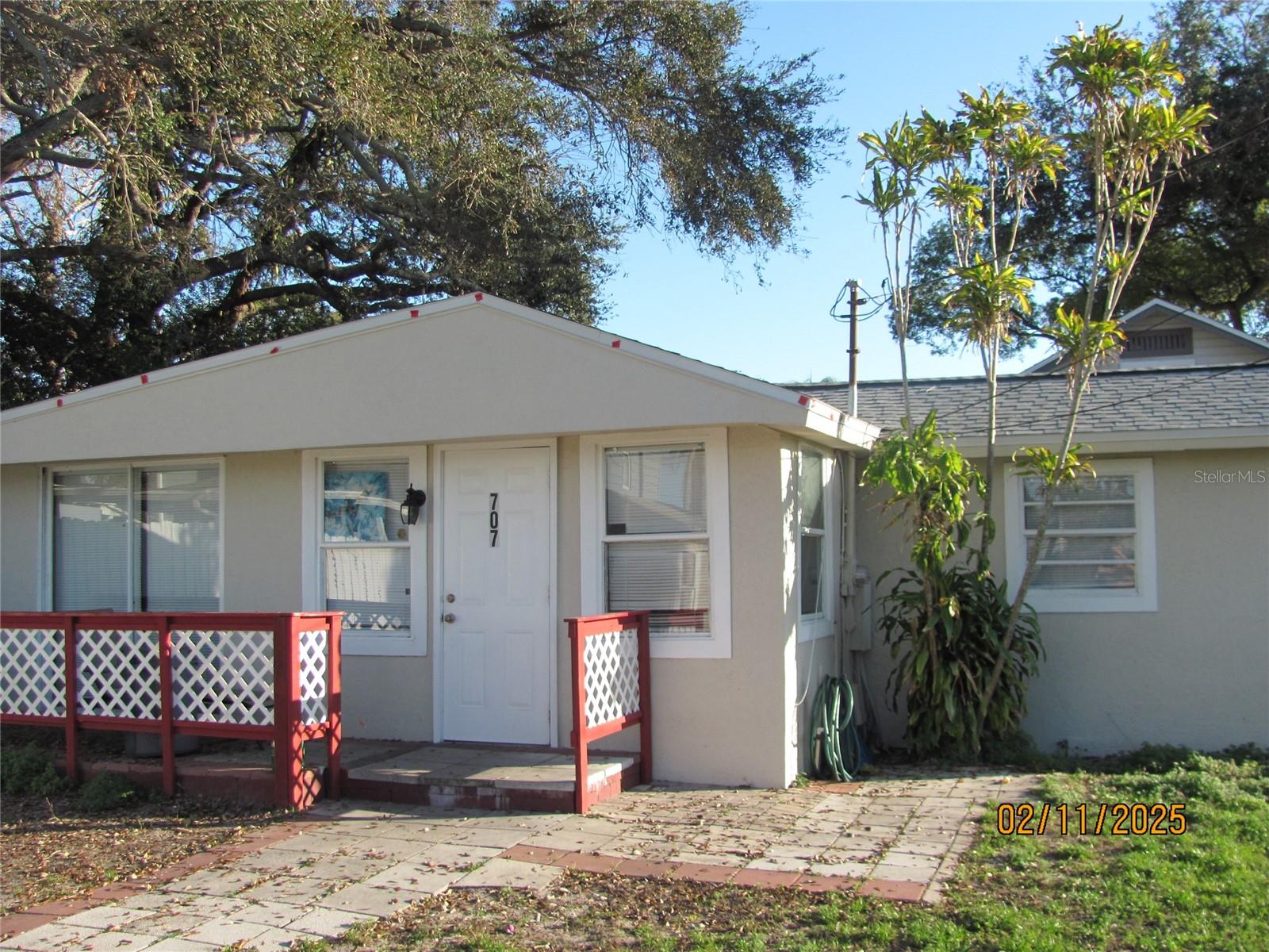 707 WYATT STREET