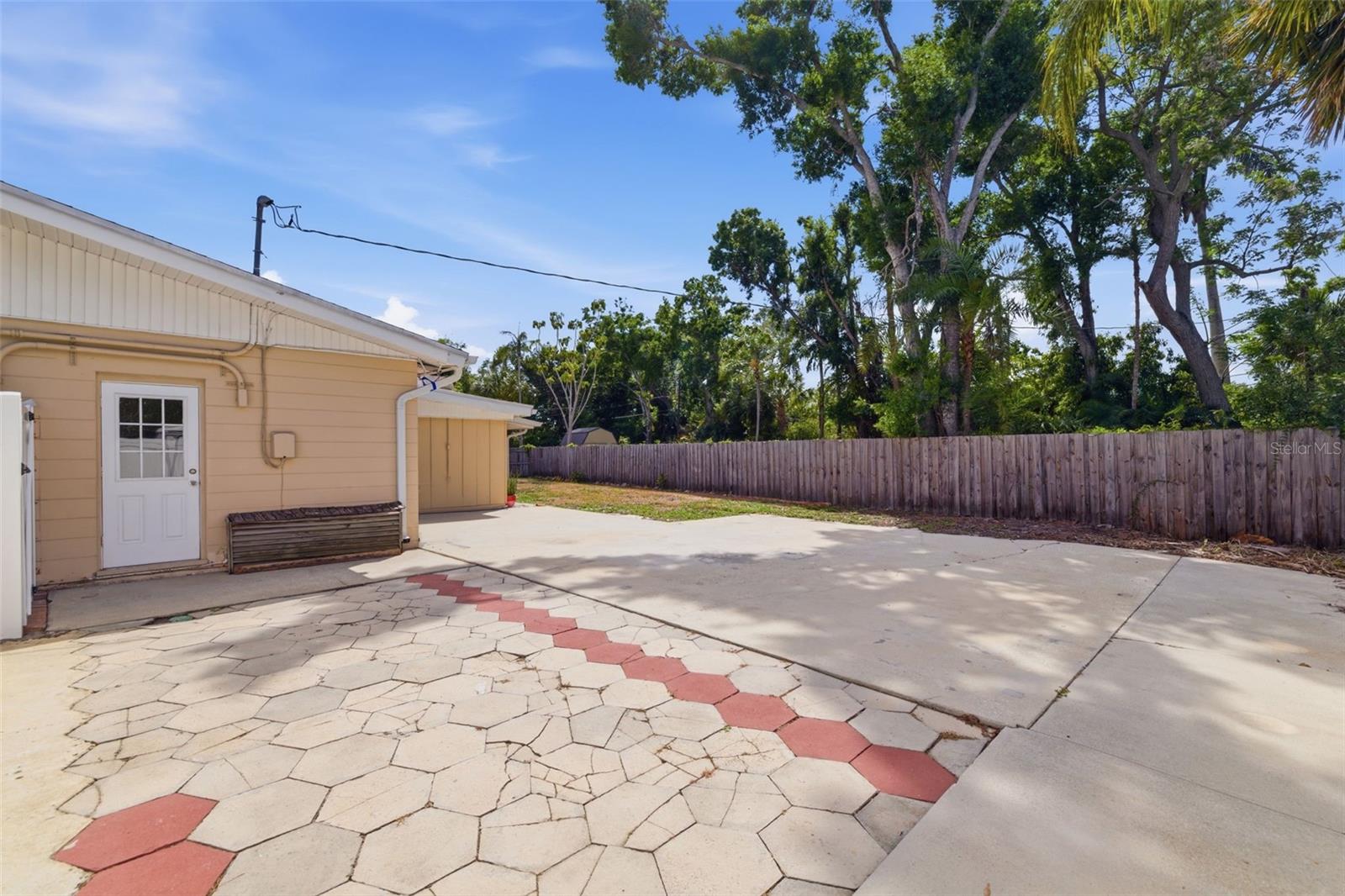 LAKE MAGGIORE PARK REV - Residential