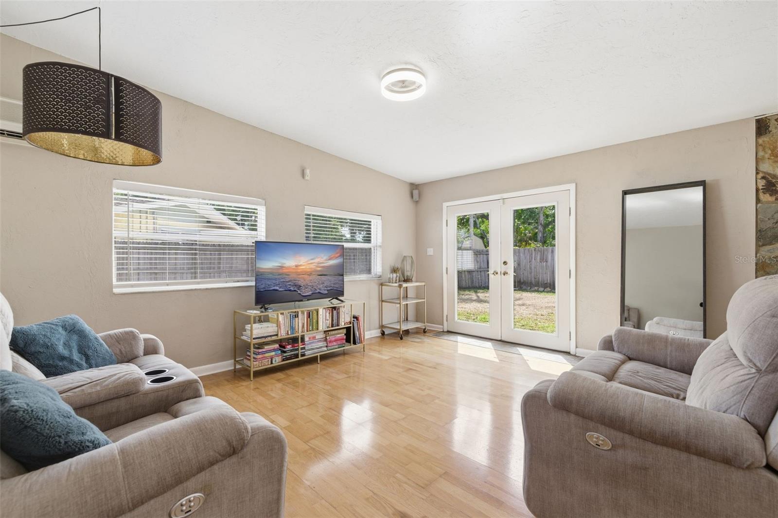 LAKE MAGGIORE PARK REV - Residential