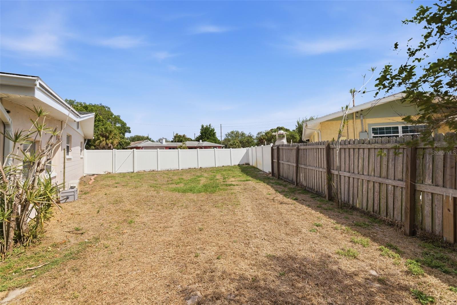 LAKE MAGGIORE PARK REV - Residential