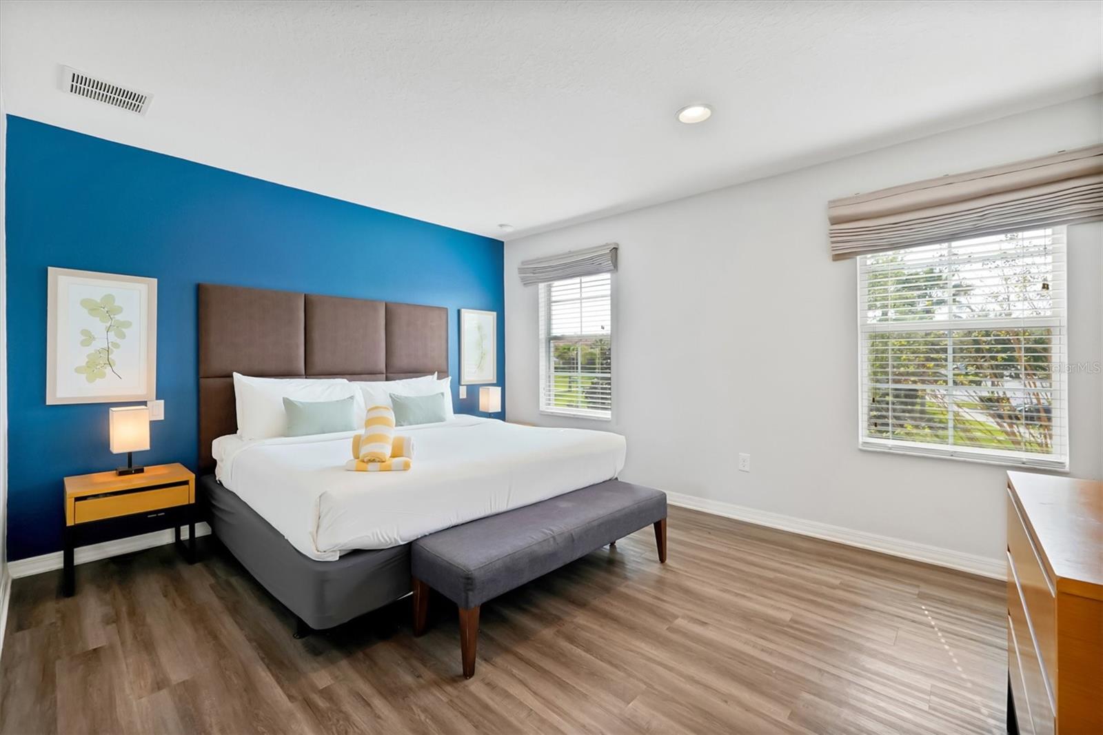 ENCANTADA PH 2 - Residential