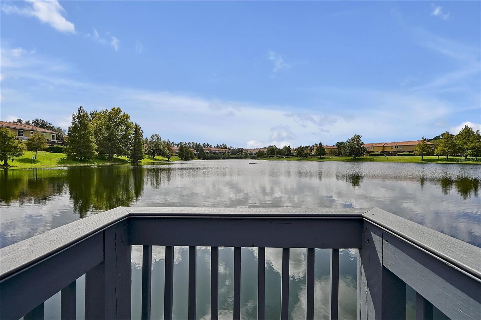 ENCANTADA PH 2 - Residential