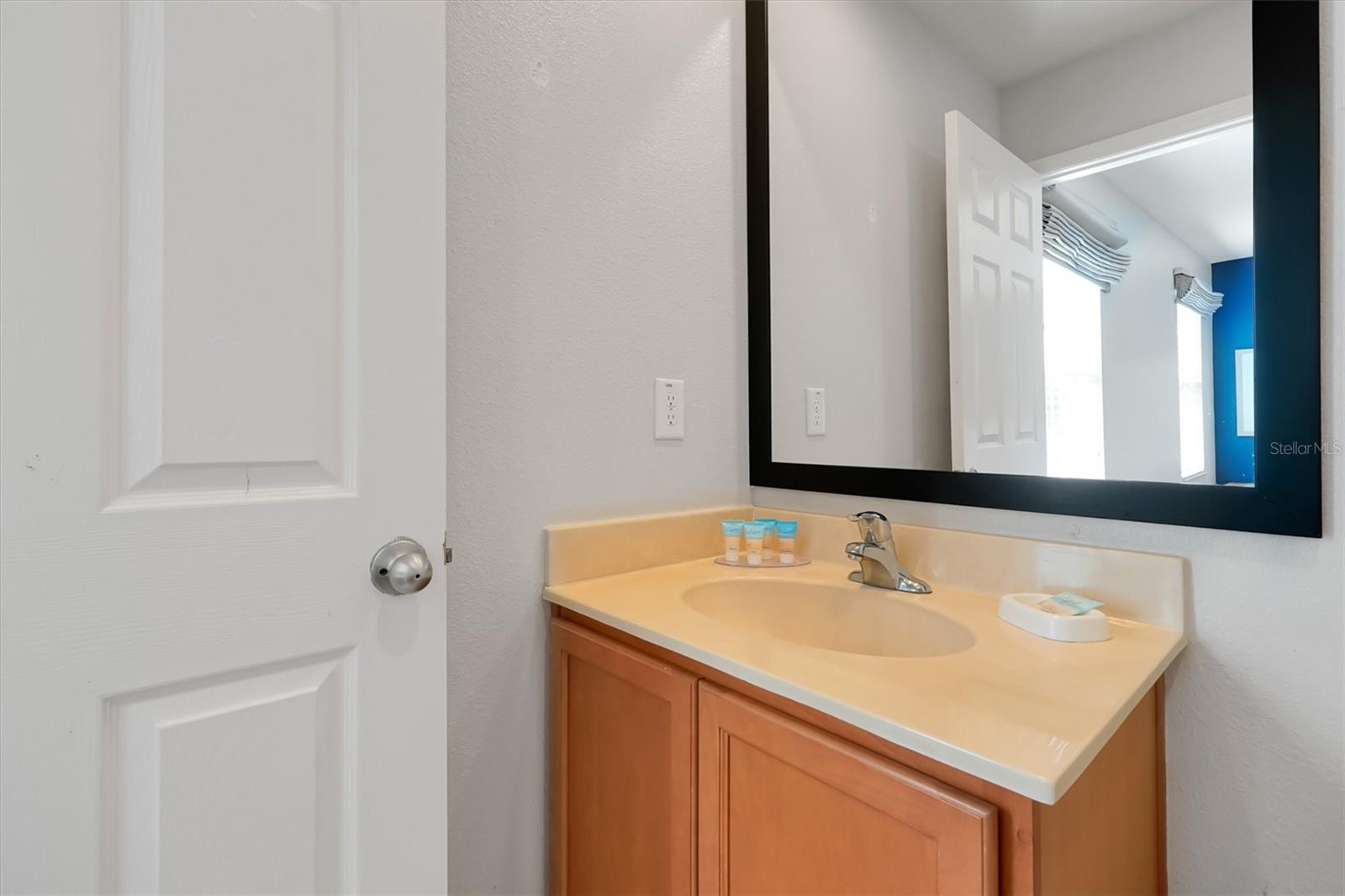 ENCANTADA PH 2 - Residential