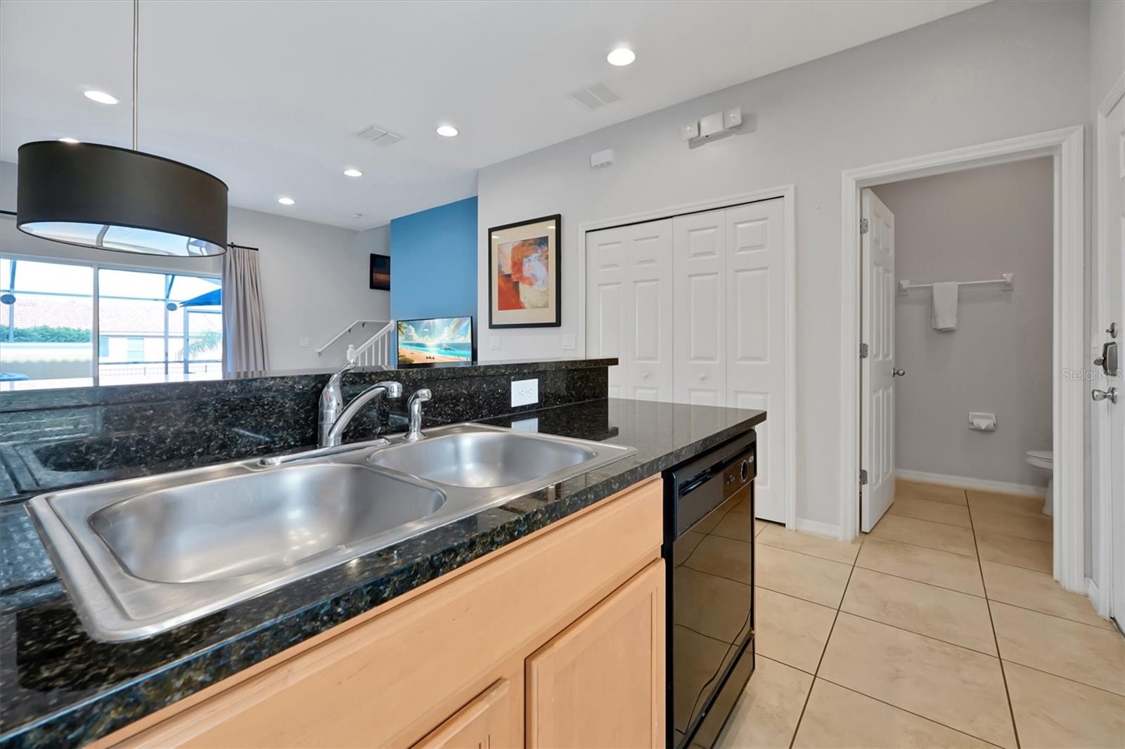 ENCANTADA PH 2 - Residential