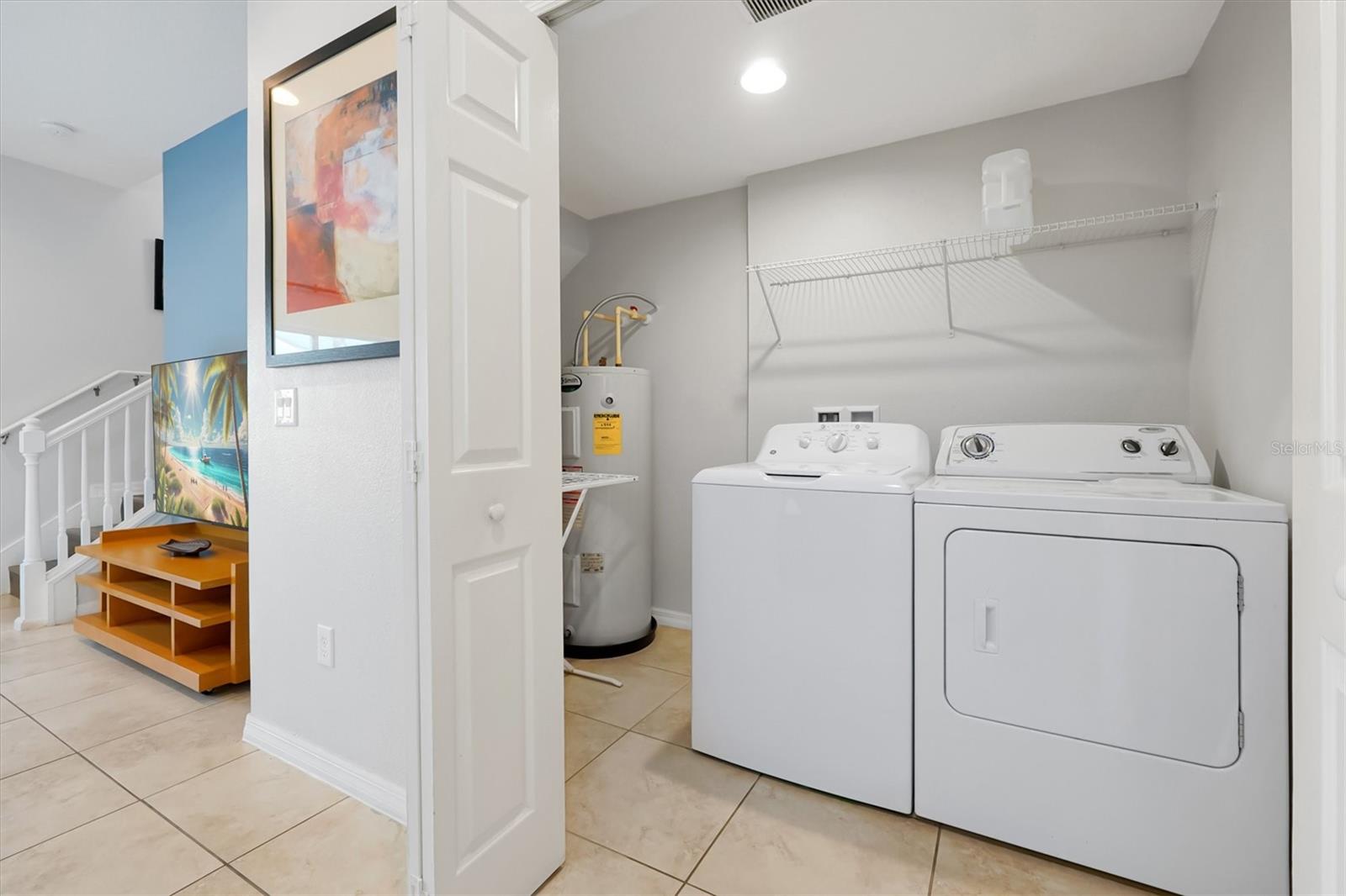 ENCANTADA PH 2 - Residential