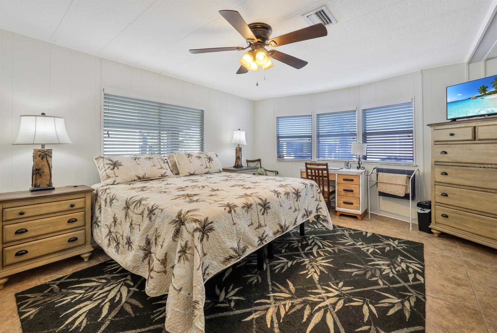 MAPLE LEAF ESTATES - Residential