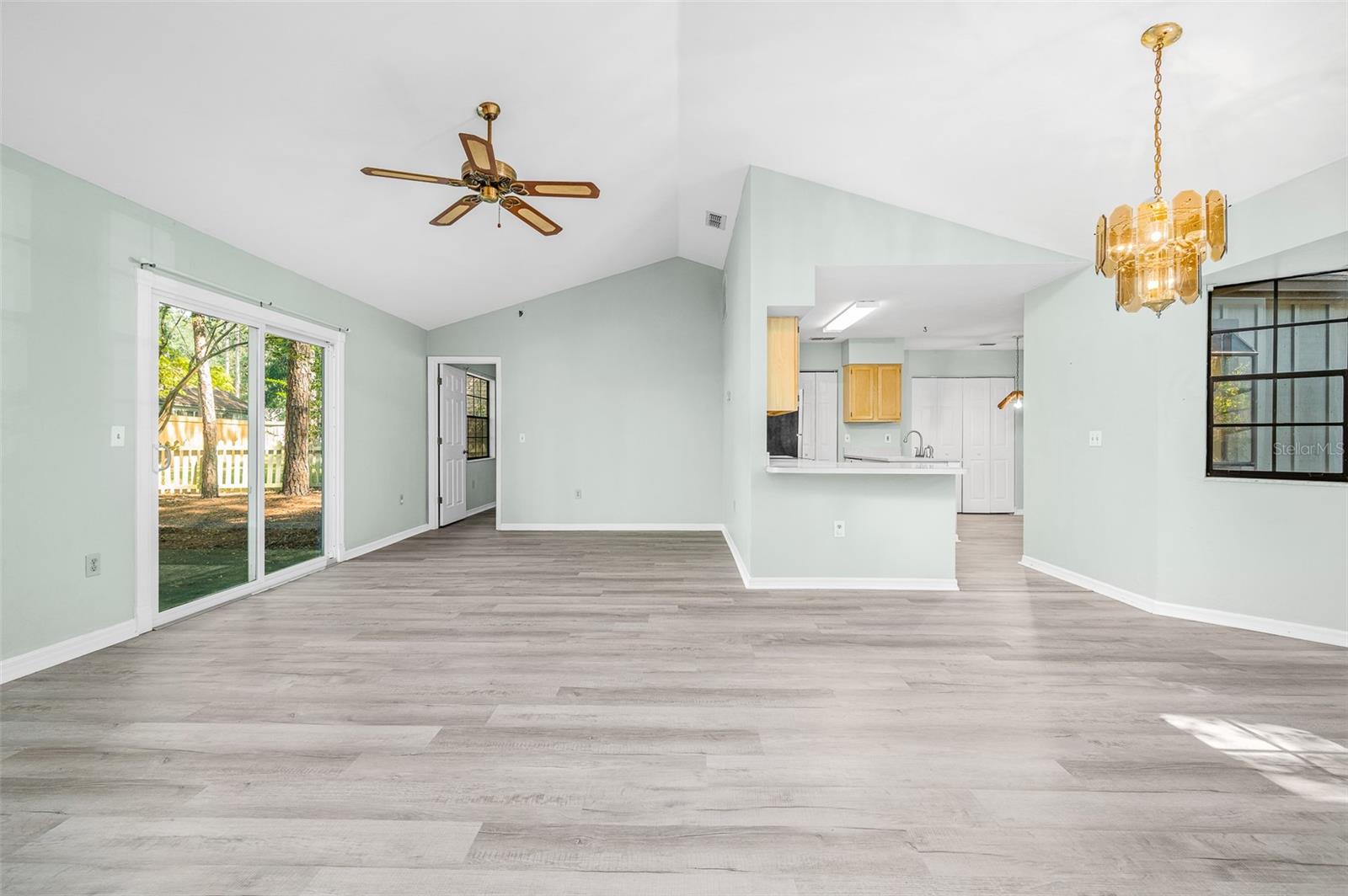 Casas a venda 3 - Jen Dantas 7960 SW 47TH COURT