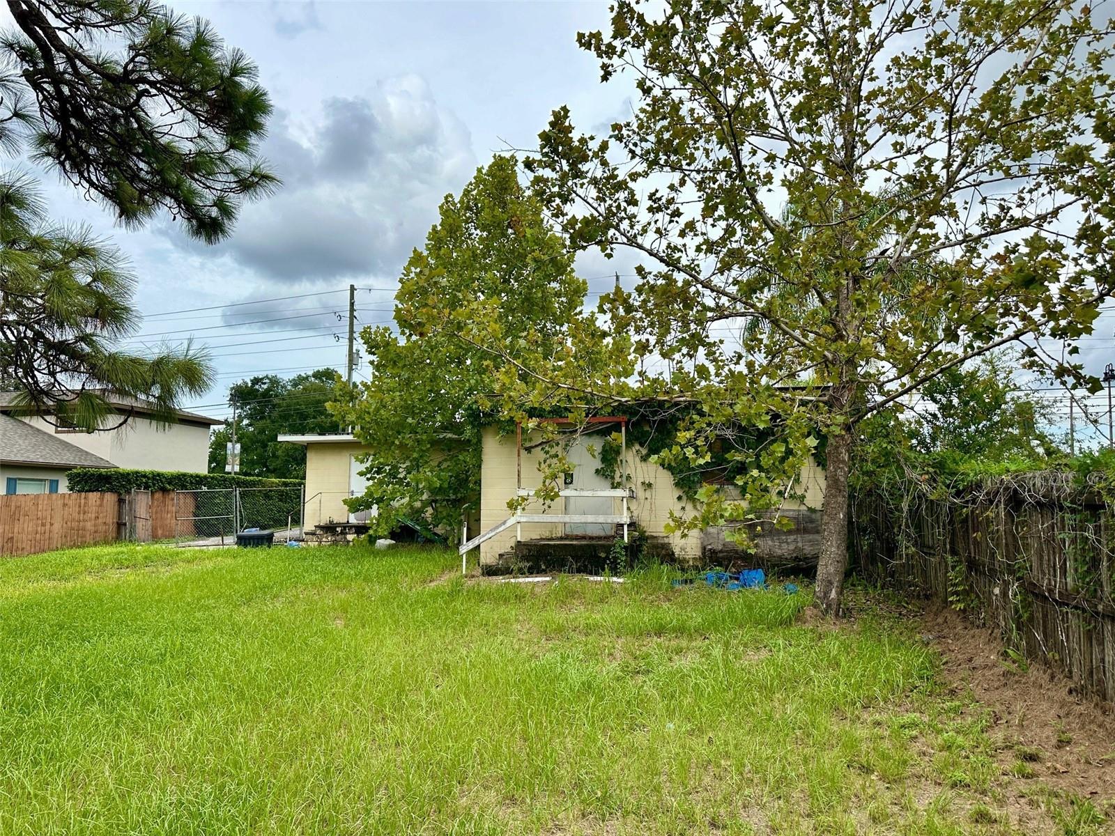 BRADLEYS ADD - Commercial Sale