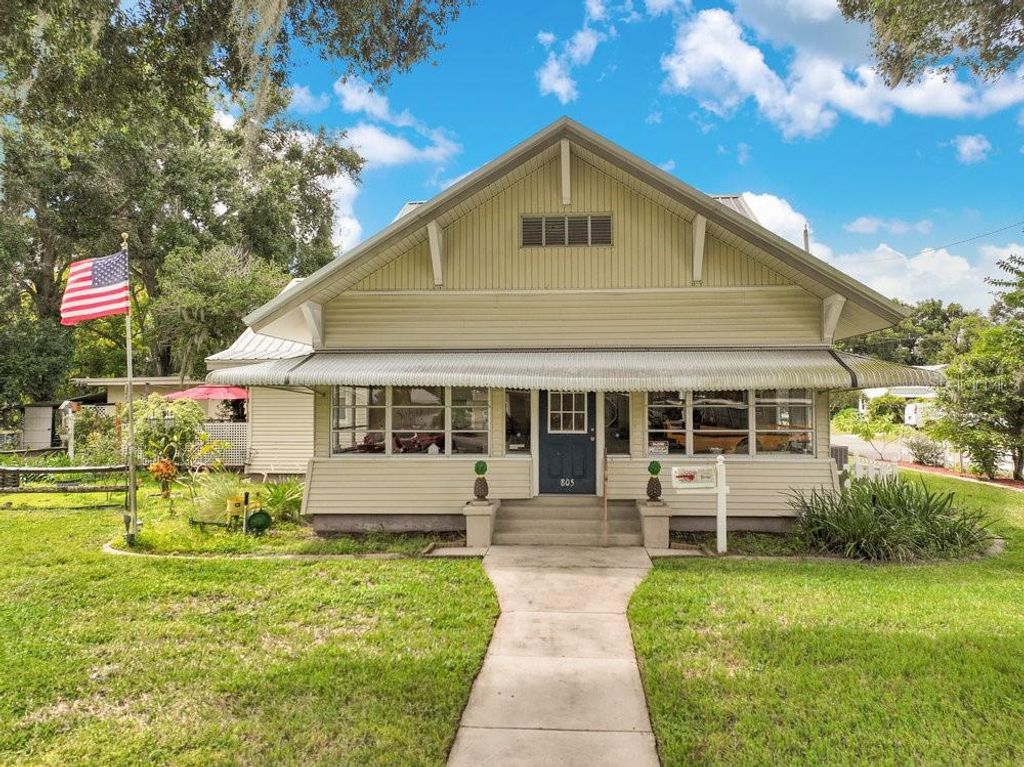 Photo of 805 S Broadway Avenue, Bartow, FL 33830 (MLS # L4956475)