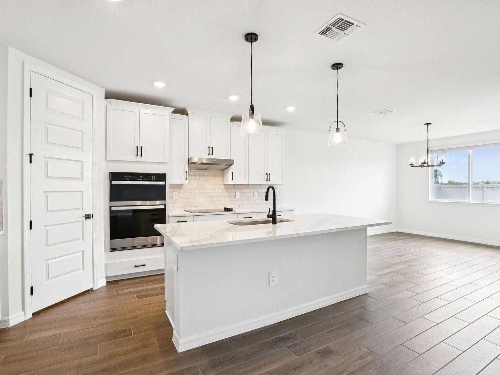 TWO RIVERS - Residential