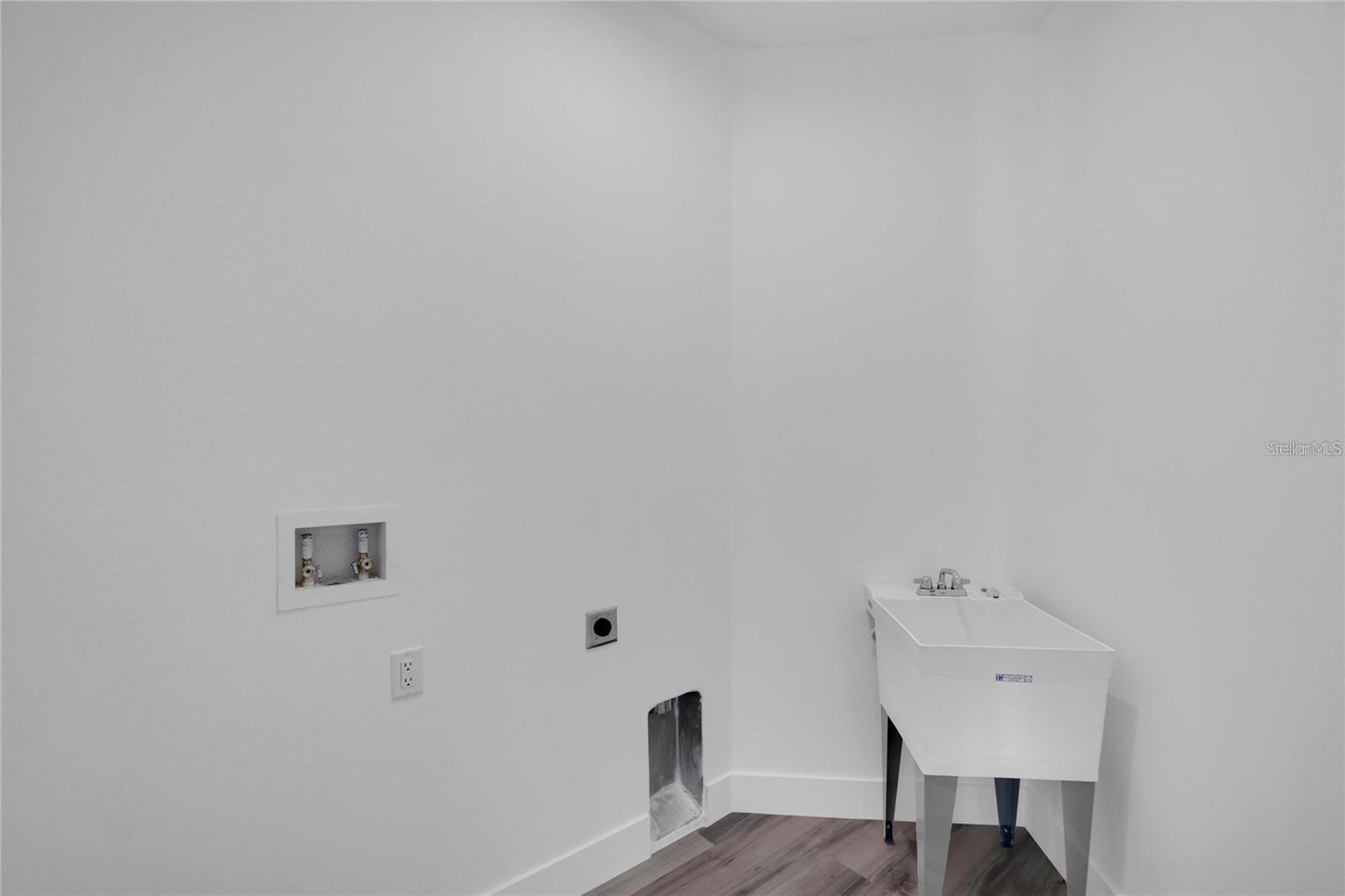 HEMINGWAY ESTATES PH 1-A - Residential