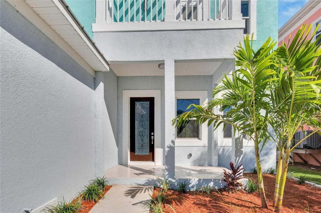 Photo of 6516 Simone Shores Circle, Apollo Beach, FL 33572 (MLS # TB8467950)