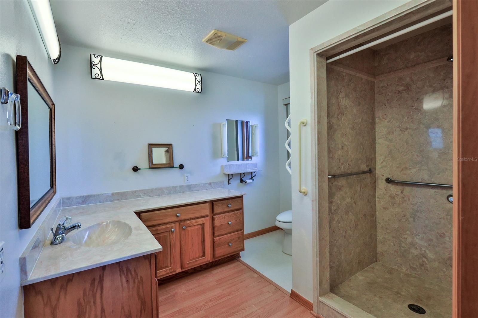 Orlando Beach - Residential