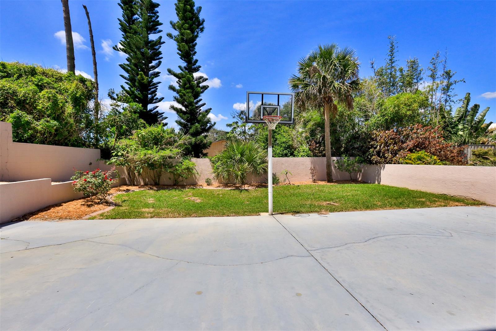 Orlando Beach - Residential