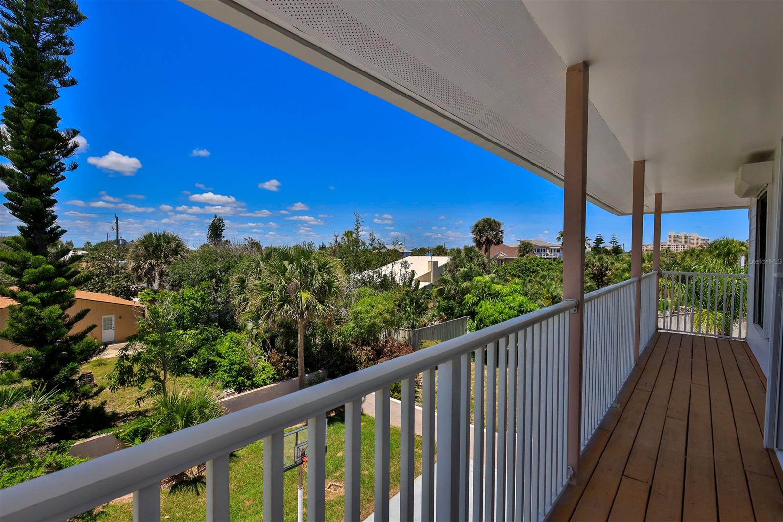 Orlando Beach - Residential