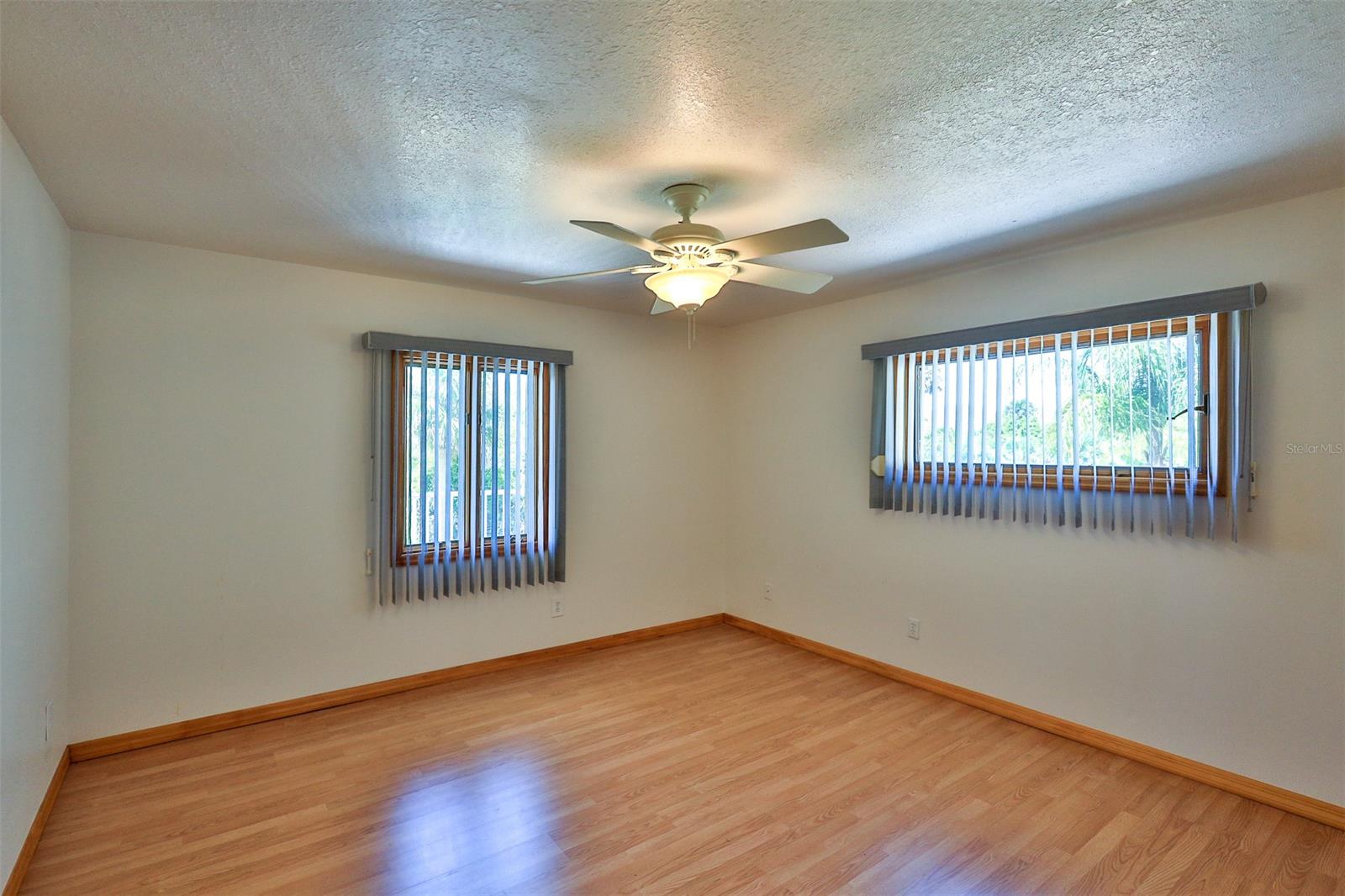 Orlando Beach - Residential