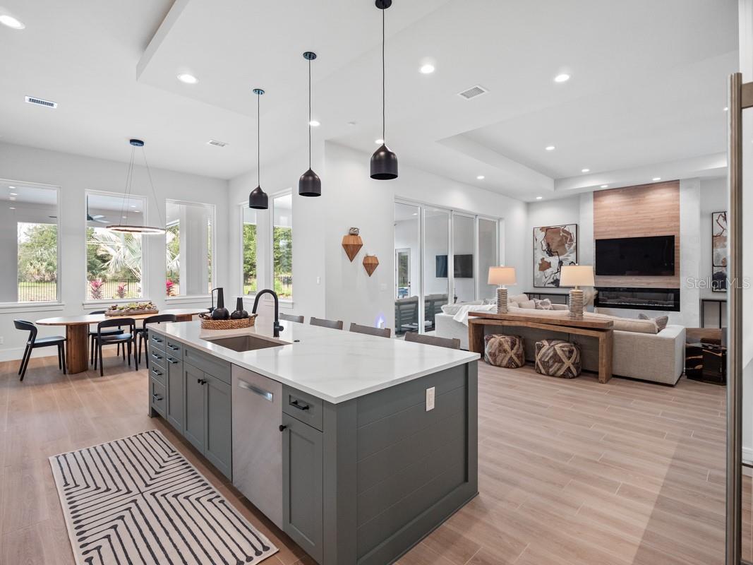 BELLA COLLINA SUB - Residential