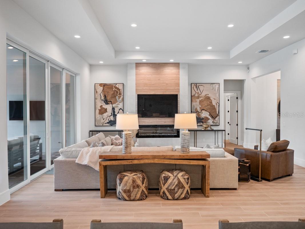 BELLA COLLINA SUB - Residential