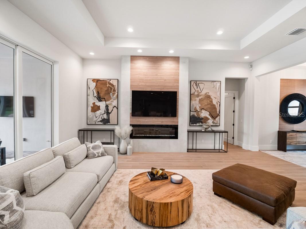 BELLA COLLINA SUB - Residential