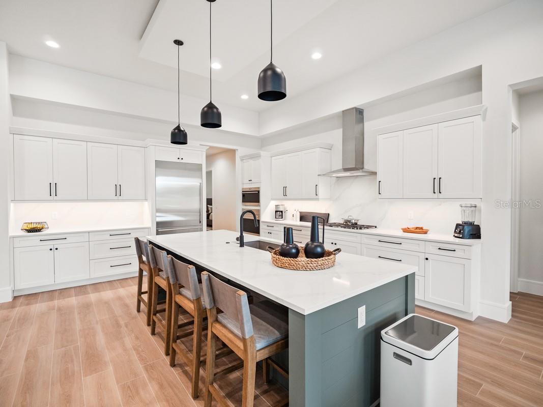 BELLA COLLINA SUB - Residential