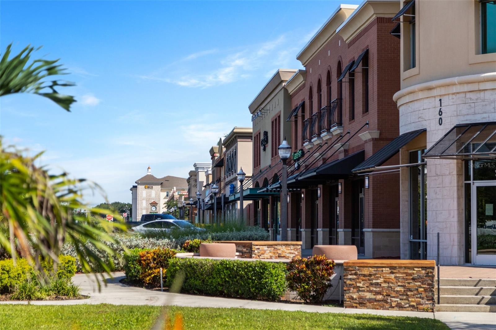 HICKORY GROVE TWNHMS - Residential